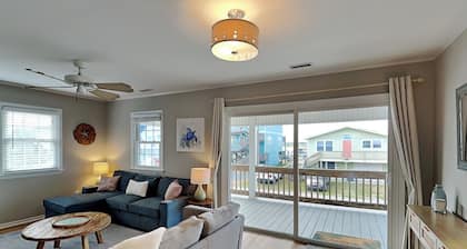 The Sassy Sea Turtle by Topsail Realty