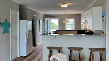 Studio (3 Bedrooms) | Tiện nghi, dịch vụ nơi lưu trú