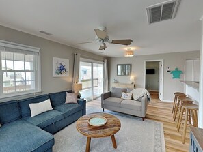 Studio (3 Bedrooms) | Property amenity
