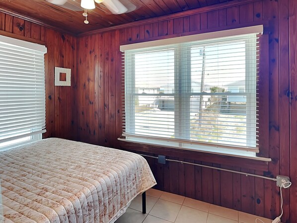 Studio (2 Bedrooms) | Property amenity