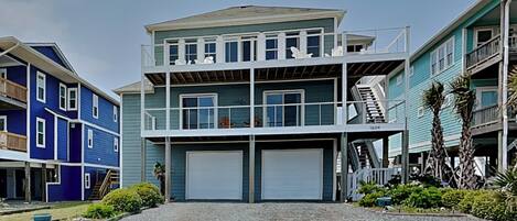 Studio (4 Bedrooms) | Front of property