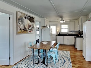 Studio (3 Bedrooms) | Équipement de l’hébergement