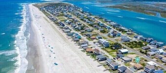 Mountains to Sea by Topsail Realty