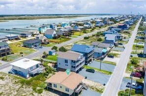 Studio (3 Bedrooms) | Property amenity - Mountains to Sea by Topsail Realty (Holly Ridge)