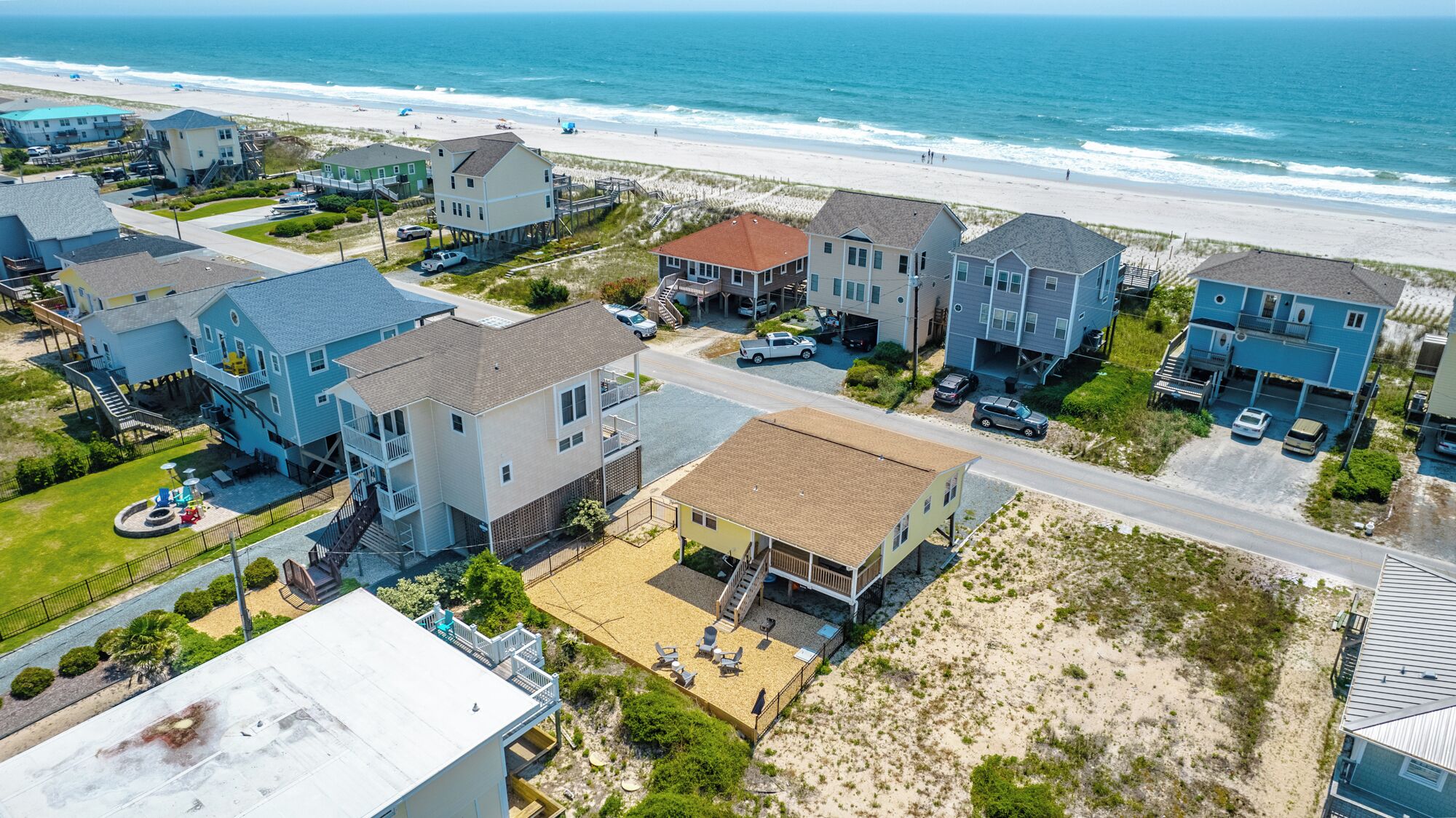 Studio (3 Bedrooms) | Property amenity