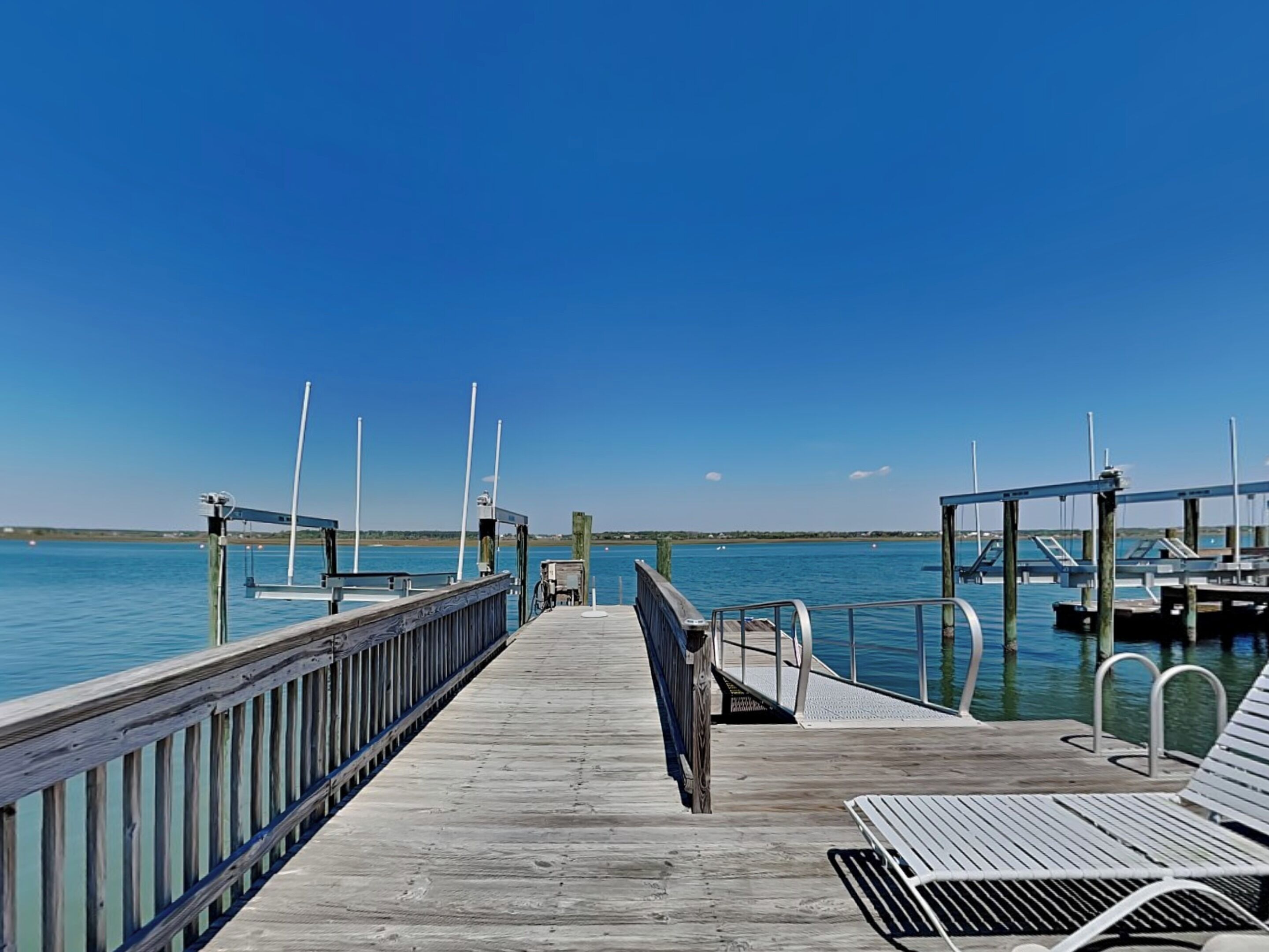 Studio (5 Bedrooms) | Property amenity