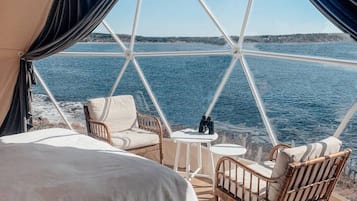 1 bedroom, desk, free WiFi, bed sheets