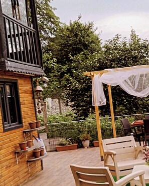 Terrace/patio - 2-bedroom resort in cool Rize with WiFi (Rize)