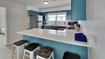 Studio (Multiple Bedrooms) | Équipement de l’hébergement