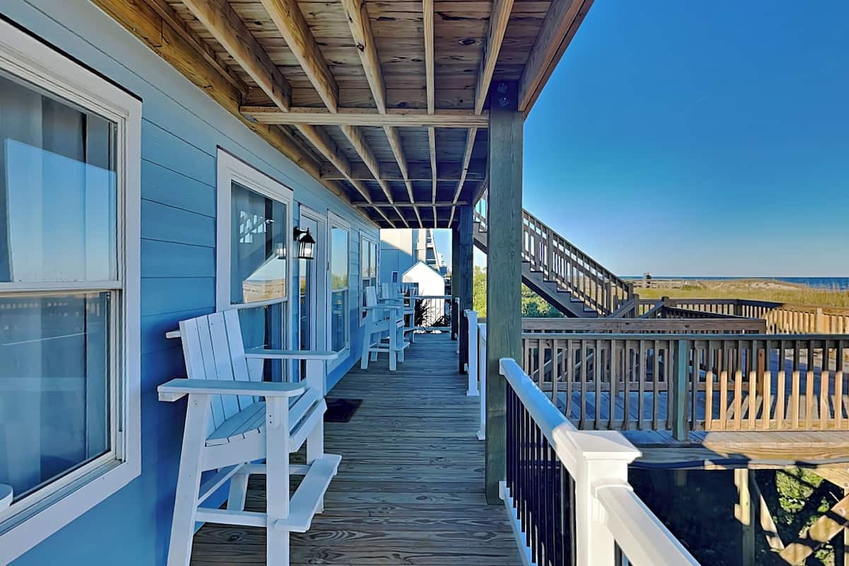 Studio (4 Bedrooms) | Front of property