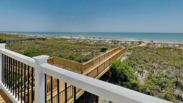 Studio (4 Bedrooms) | Property amenity