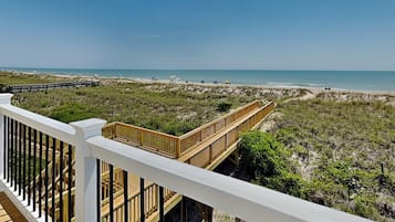 Studio (4 Bedrooms) | Property amenity