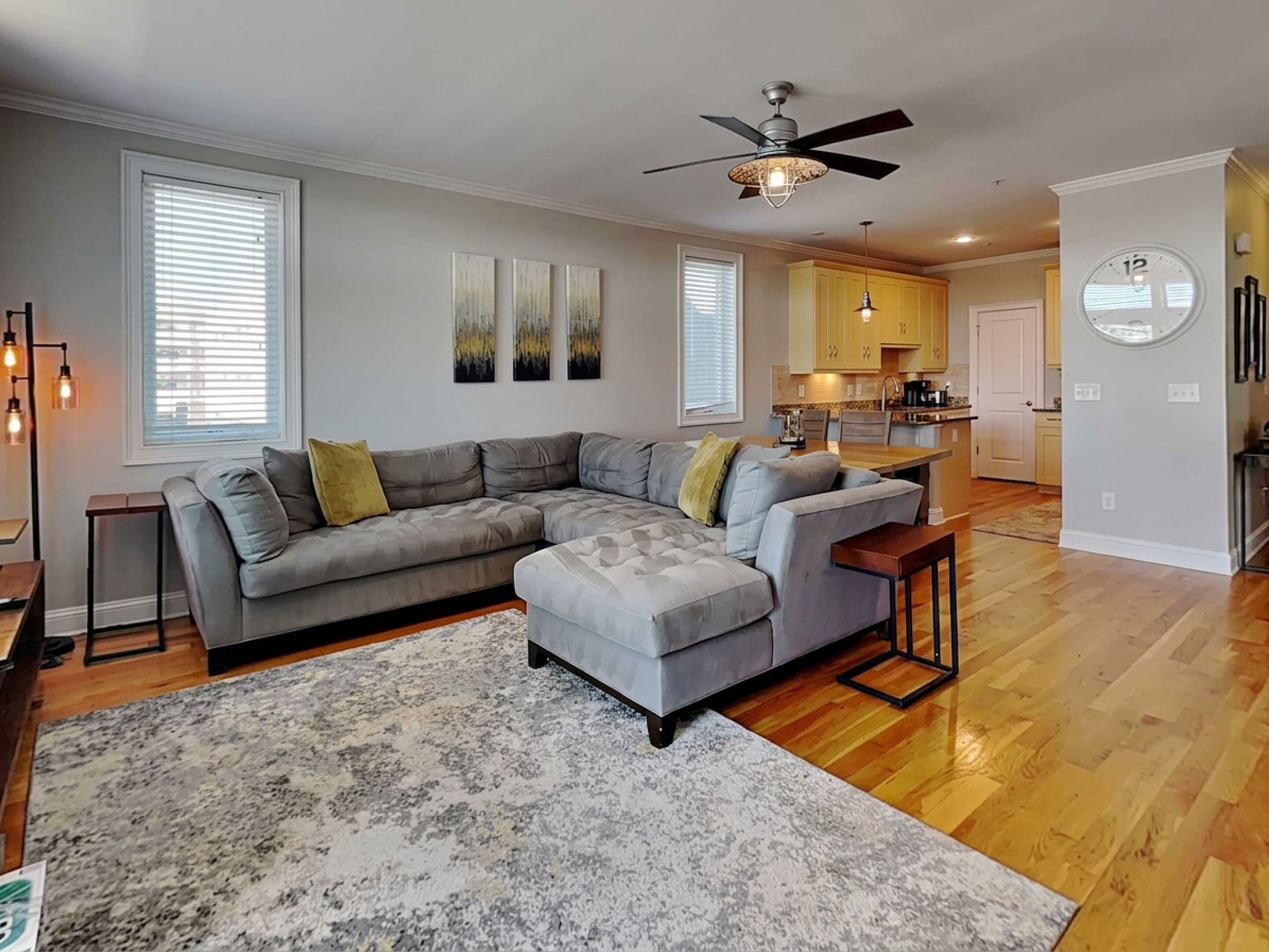 Condo (2 Bedrooms) | Façade de l’hébergement 