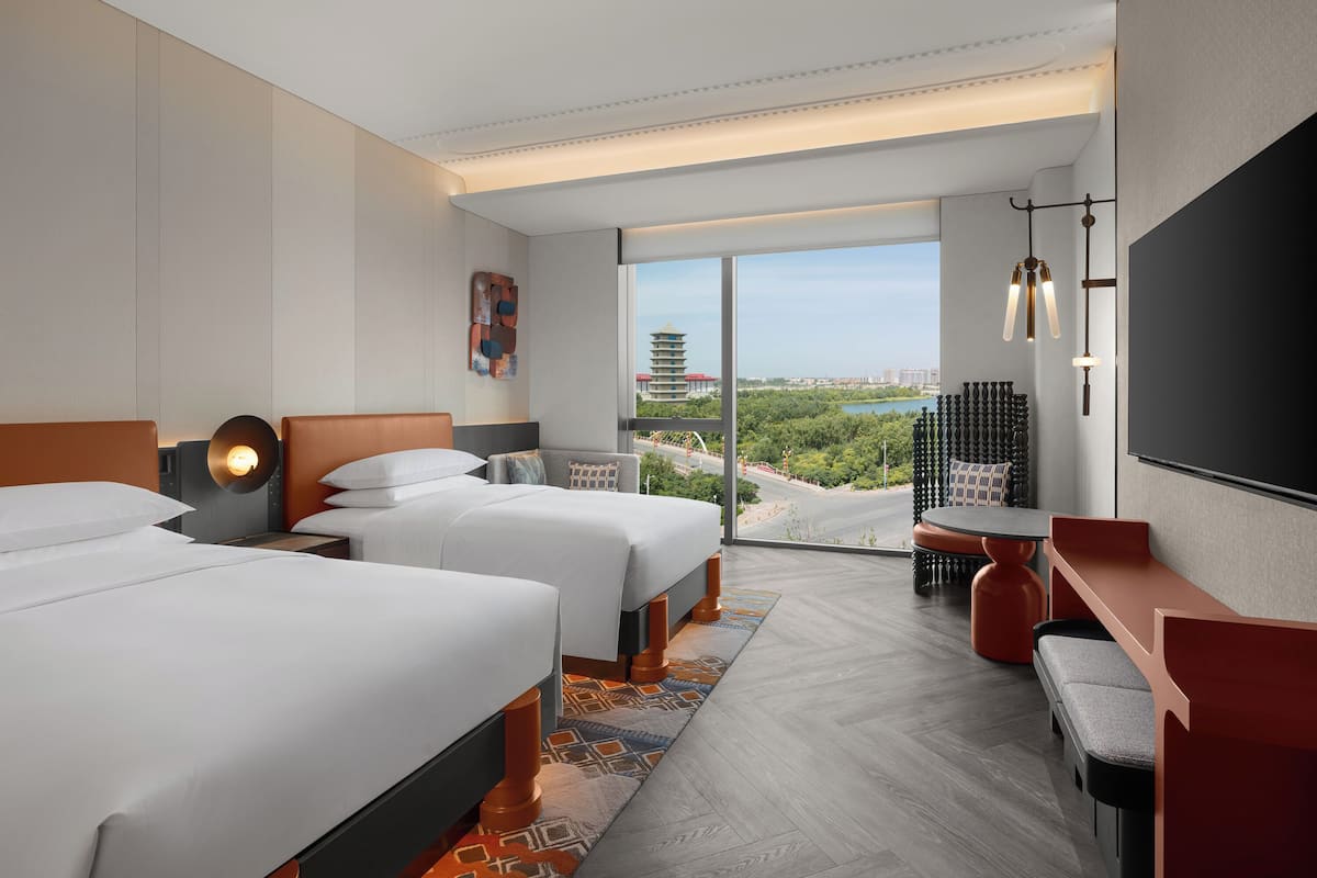 Daunenbettdecken, Minibar, Zimmersafe, Verdunkelungsvorhänge