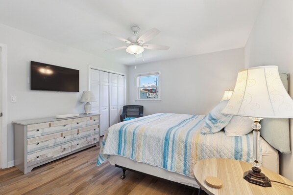 Studio (3 Bedrooms) | Property amenity