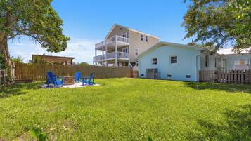 Studio (3 Bedrooms) | Property amenity