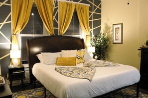 2 bedrooms, desk, iron/ironing board, travel cot