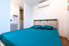 3 chambres, fer et planche à repasser, Wi-Fi gratuit