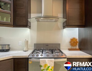 Microwave, oven, stovetop