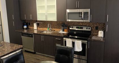 Discounted NEW Listing in Arlington, VA near metro 1- free parking included