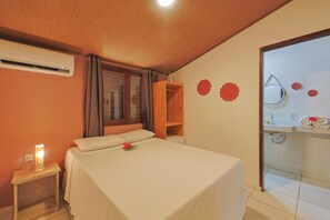 Minibar, in-room safe, free WiFi, bed sheets