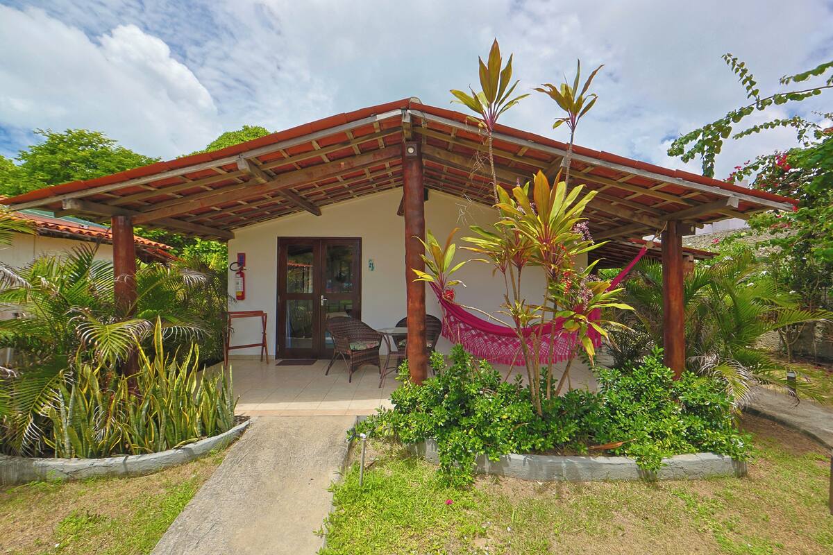 Double Room, 1 Queen Bed, Balcony | Minibar, in-room safe, free WiFi, bed sheets
