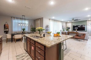 Interior - Modern Luxury 5BR Pool Movie-Game Rm Encore 7770 (Kissimmee)