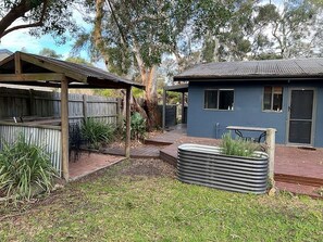 Terrace/patio - The Lazy Gums at Phillip Island (Cowes)