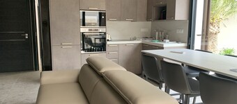 Saint Palais sur Mer in the historic center! Vacation accomodation 4/6 pers.