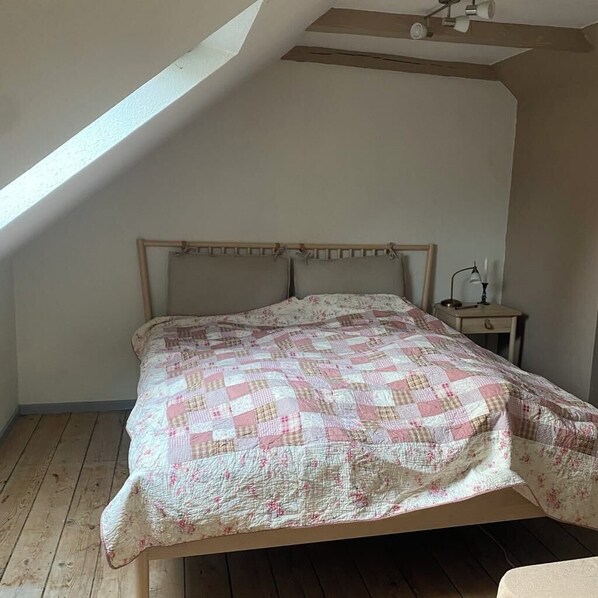 1 Schlafzimmer, Bügeleisen/Bügelbrett, kostenloses WLAN, Bettwäsche