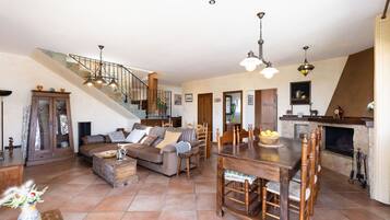 5 bedrooms, Internet