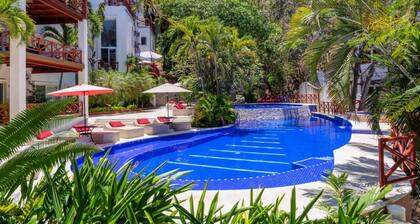 Casa de Paz, Jungle Bliss & Ocean Peek