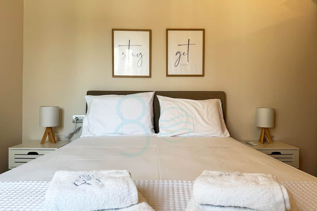 Soundproofing, iron/ironing board, free WiFi