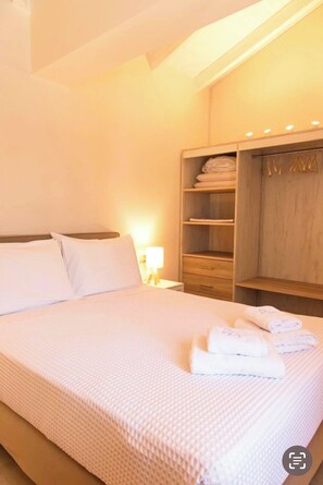 Soundproofing, iron/ironing board, free WiFi