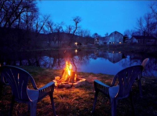 Rustic Luxury w/Horses-Historic Whiskey Distillery