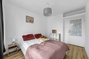 1 Schlafzimmer, Bügeleisen/Bügelbrett, kostenloses WLAN, Bettwäsche