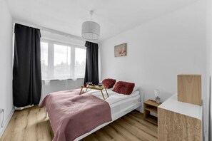 1 chambre, fer et planche à repasser, accès au Wi-Fi (inclus)