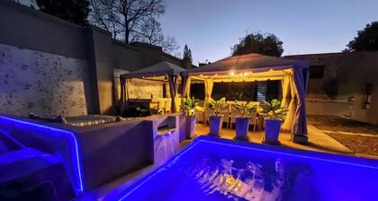 Bryanston Palms Accommodation