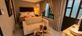 Bryanston Palms Accommodation 