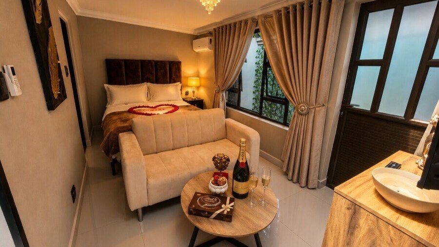 Bryanston Palms Accommodation