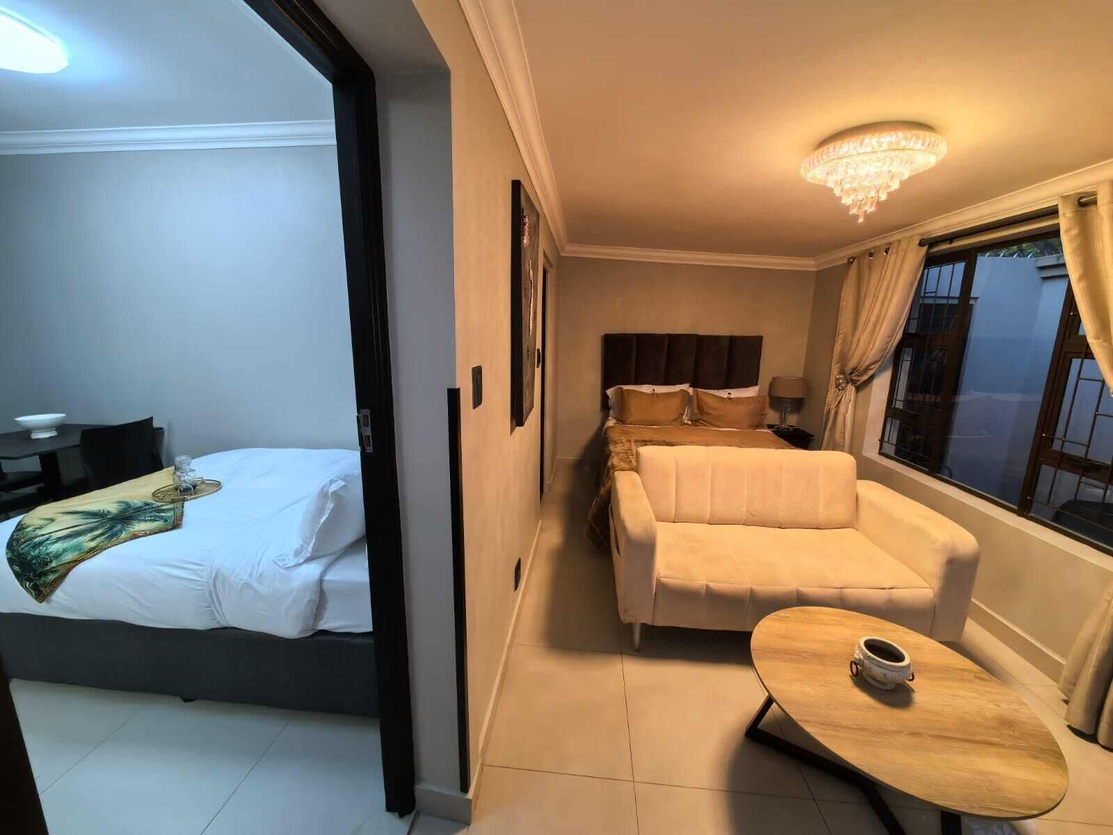 Familjerum - 1 sovrum - utsikt mot innergården | Sängtillbehör av högsta kvalitet, duntäcken och individuell inredning