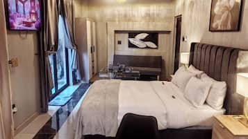 Bộ đồ giường cao cấp, chăn bông, trang trí khác biệt