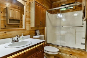 Dusche, Haartrockner, HandtĂŒcher