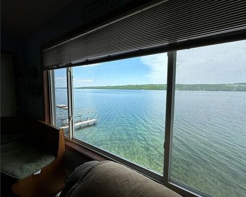 FingerLakes- Owasco Lake Escape