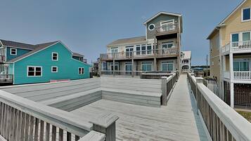 Studio (6 Bedrooms) | Property amenity