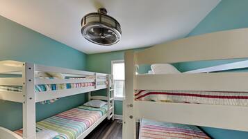 Studio (4 Bedrooms) | Property amenity