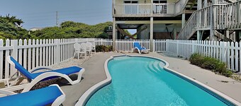 Tipsy Turtle by Topsail Realty