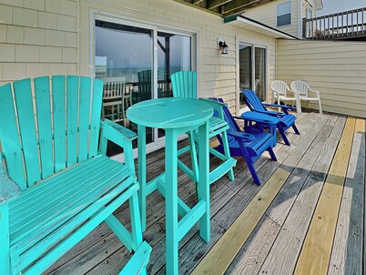 Tipsy Turtle by Topsail Realty