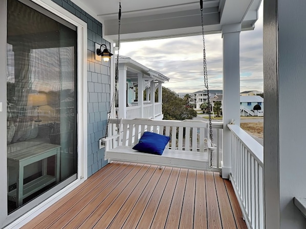 Studio (4 Bedrooms) | Property amenity