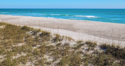 Two Salty Dogs by Carolina Retreats